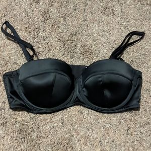 34C VS black bra